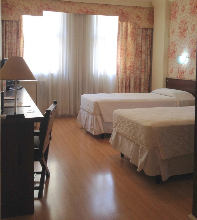 City Hotel Porto Alegre Kültér fotó